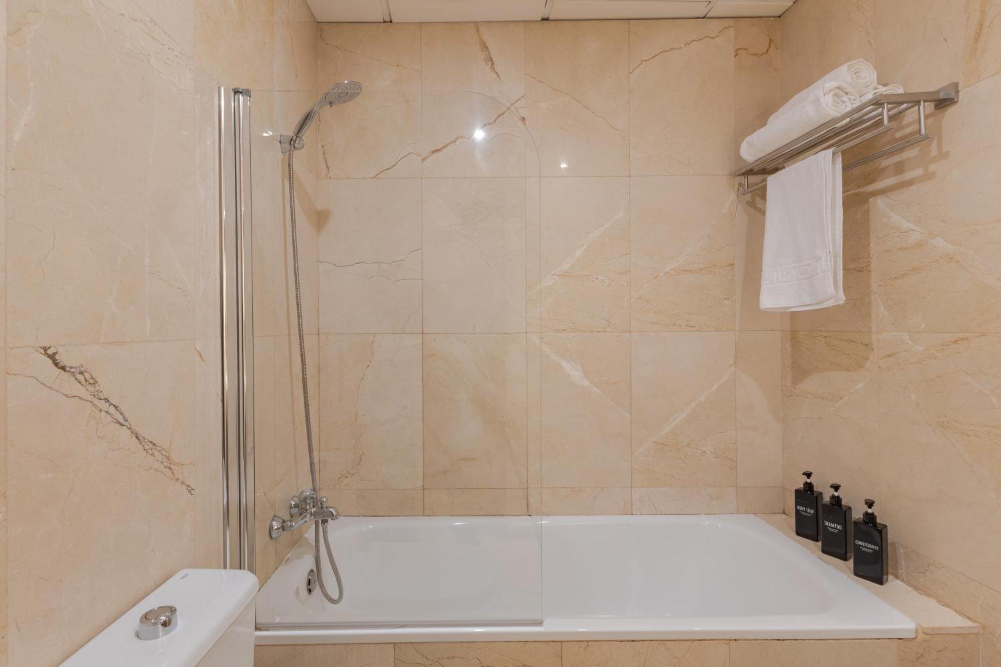 Mad Coco Aparts & Suites Centro Sol Madrid Buitenkant foto